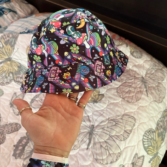 Rave lingerie outfit - Picture 5 of 6